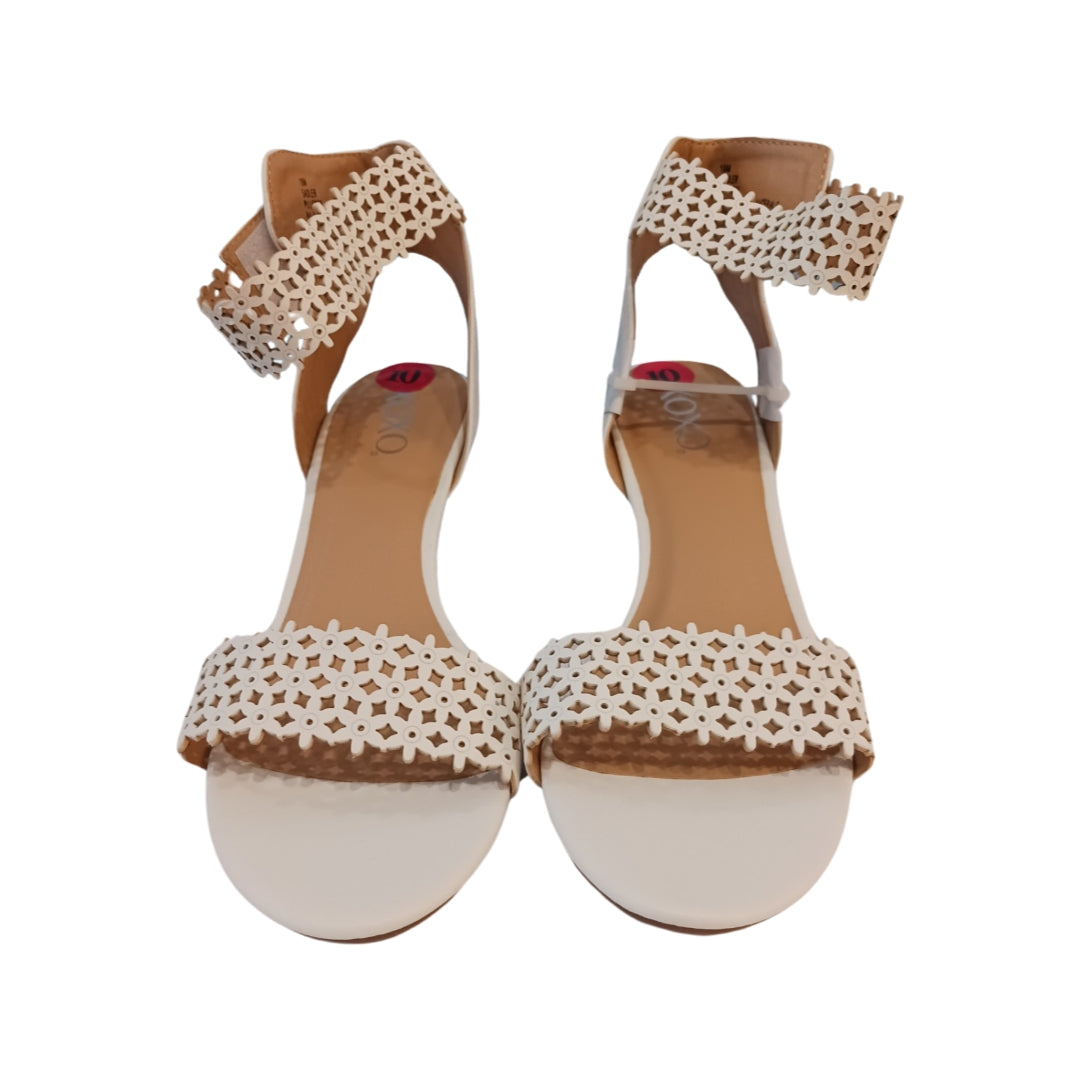 XOXO White Sadler Sandals, Size 10