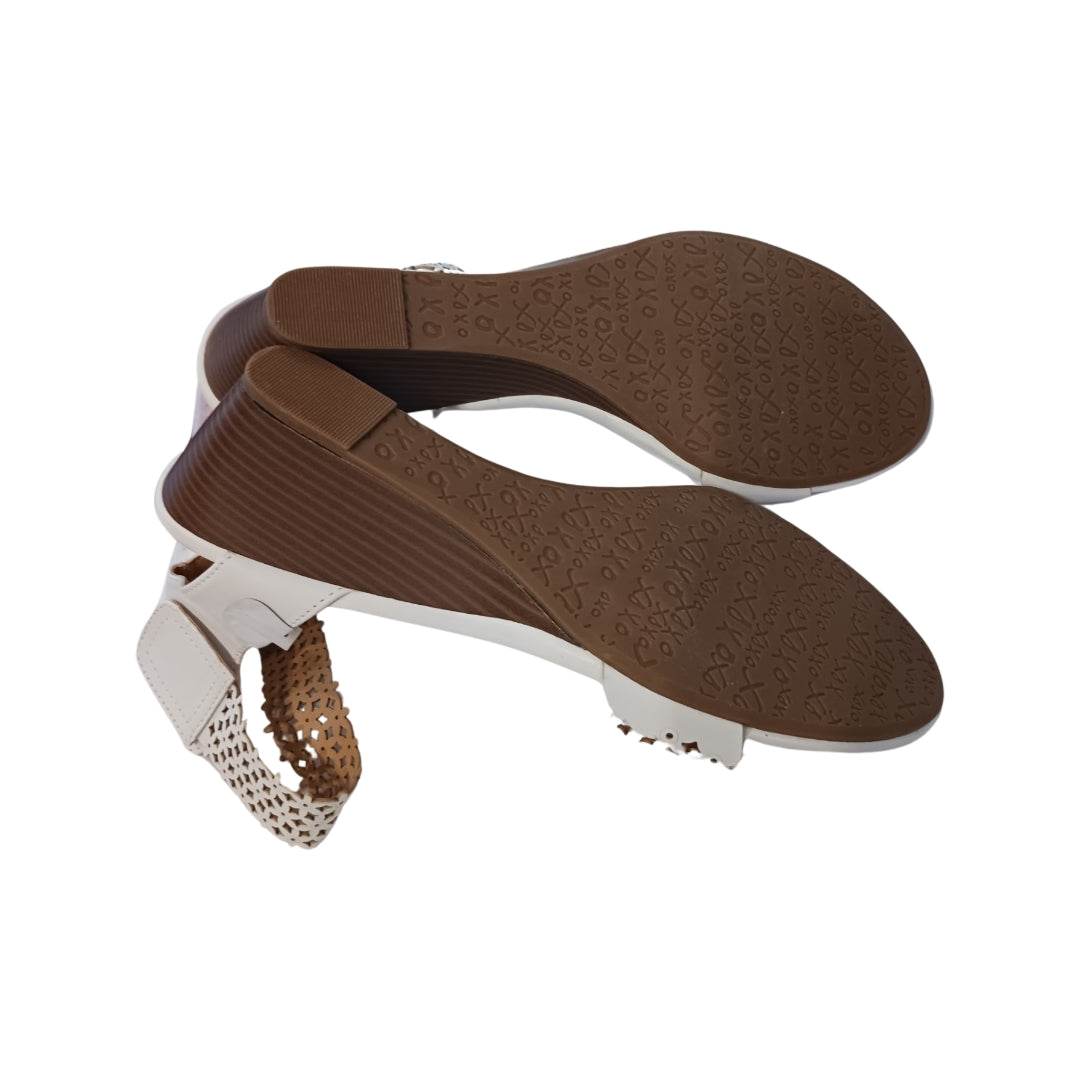 XOXO White Sadler Sandals, Size 10