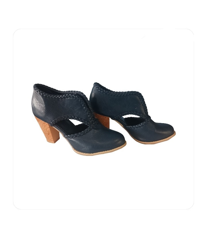 Unbranded Blue Leather Cut-Out Booties, Size 42