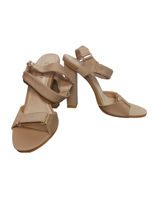 Simmi London Nude Beige Sandals Heels Shoes, Size US 5